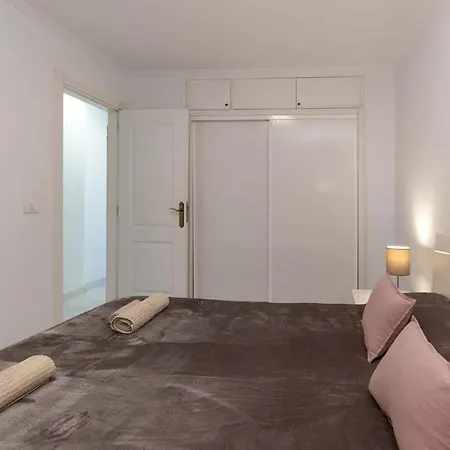 Apartment Copacabana 2 - One Bed Playa Fanabe
