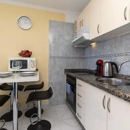 Apartment Copacabana 2 - One Bed Playa Fanabe